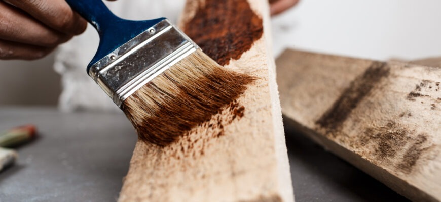 как правильно выбрать лак по дереву